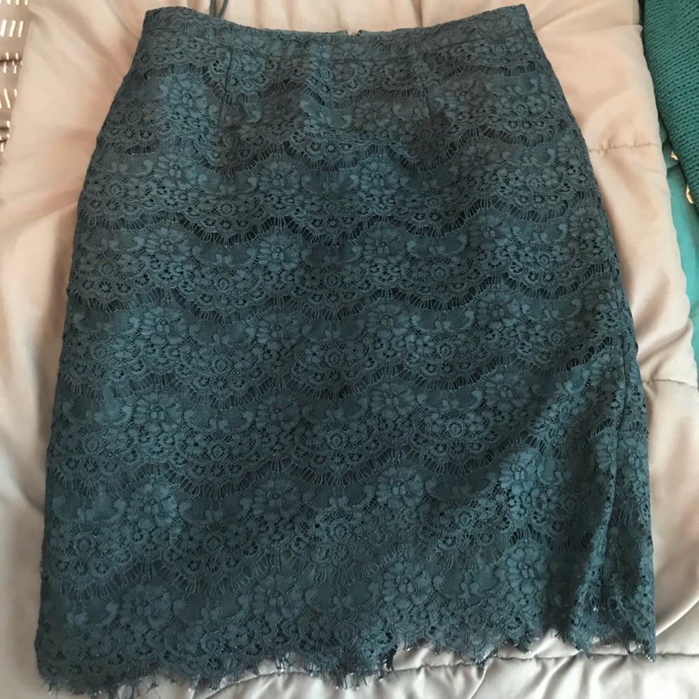 J crew skirt (Taking Offers!!!!!!!💕👍🏼)